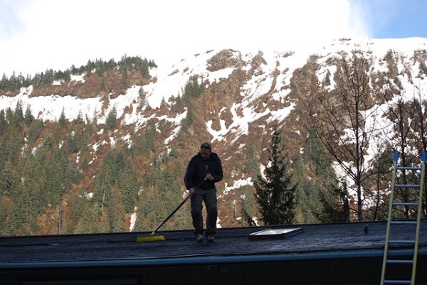 david sweeping roof